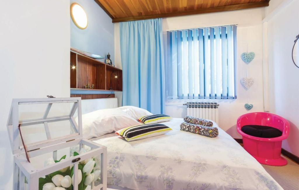 Rooms Croatia With Parking, Kitchen And Dining Area For Guests Rijeka Exterior foto