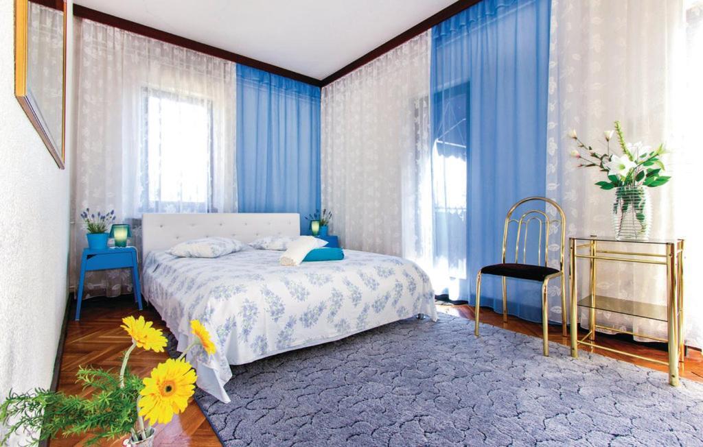 Rooms Croatia With Parking, Kitchen And Dining Area For Guests Rijeka Exterior foto