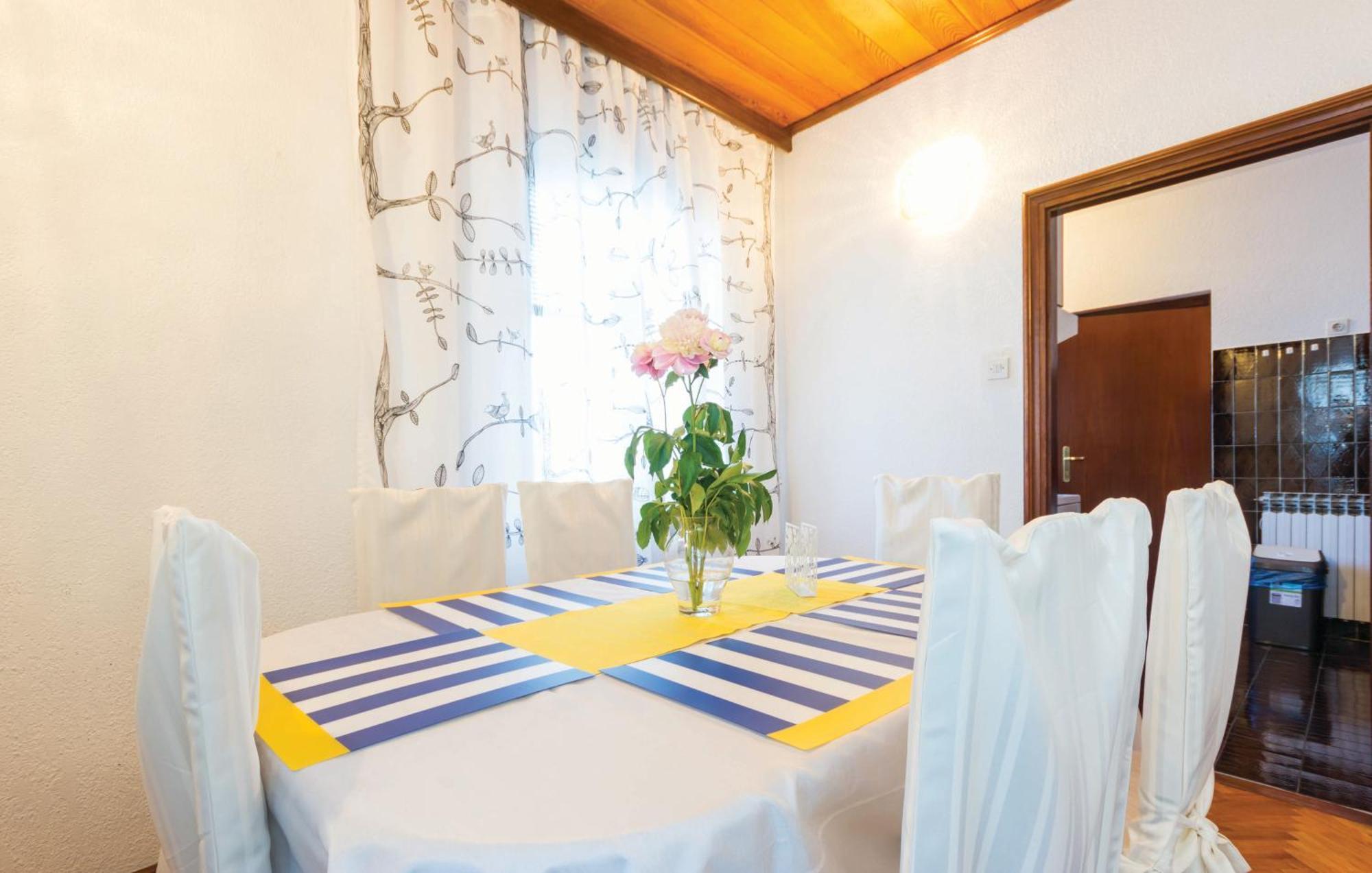 Rooms Croatia With Parking, Kitchen And Dining Area For Guests Rijeka Exterior foto